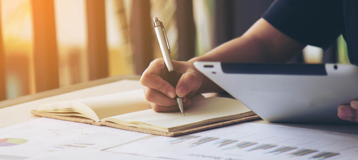 Business women signature at document